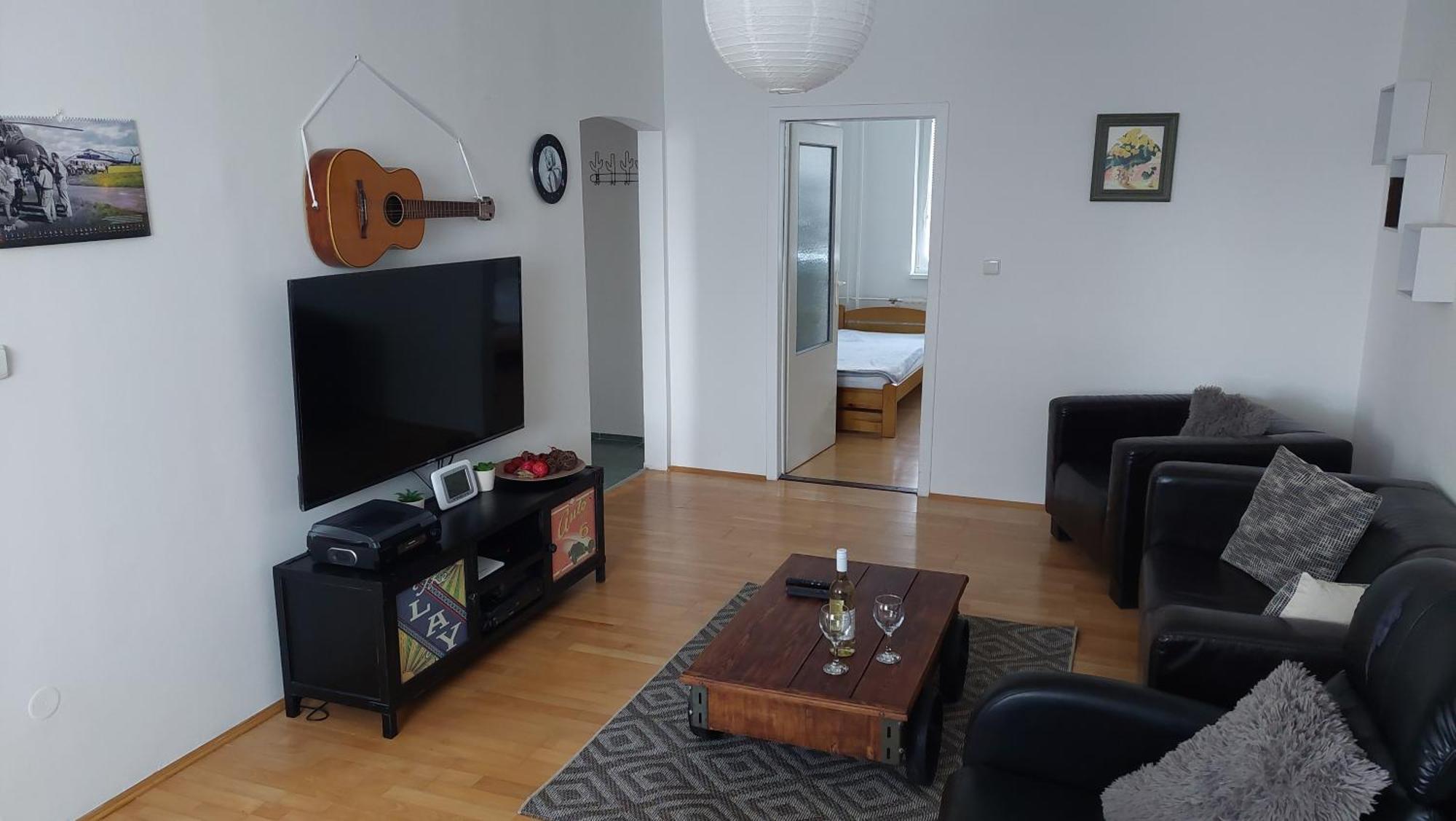 Apartman Surany Exterior foto